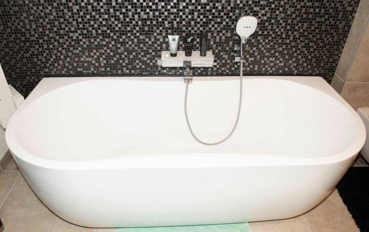 Studiobeerse Met Sauna Zwembad En Spa 아파트 외부 사진
